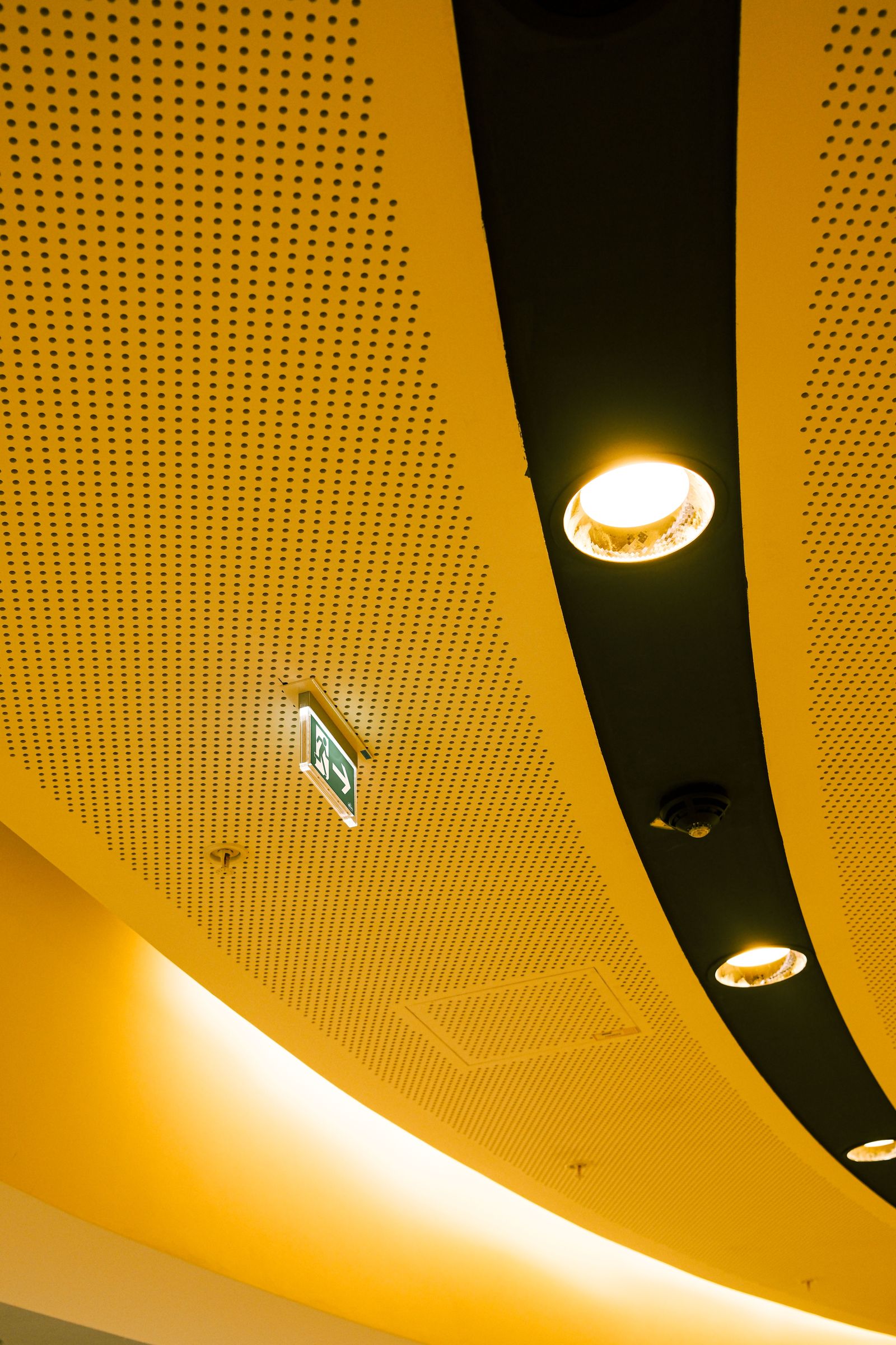 Modern ceiling with recessed architectural lighting
