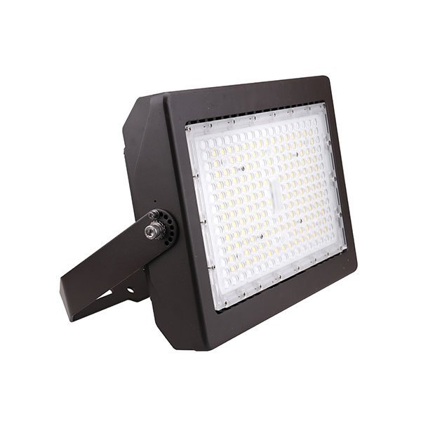 LED flood light fixture with an adjustable mounting bracket
